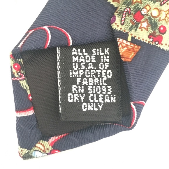 Hallmark Christmas Tree Tie Mens 100% Silk Yule Tide Holiday Dress Suit Navy - Picture 5 of 6